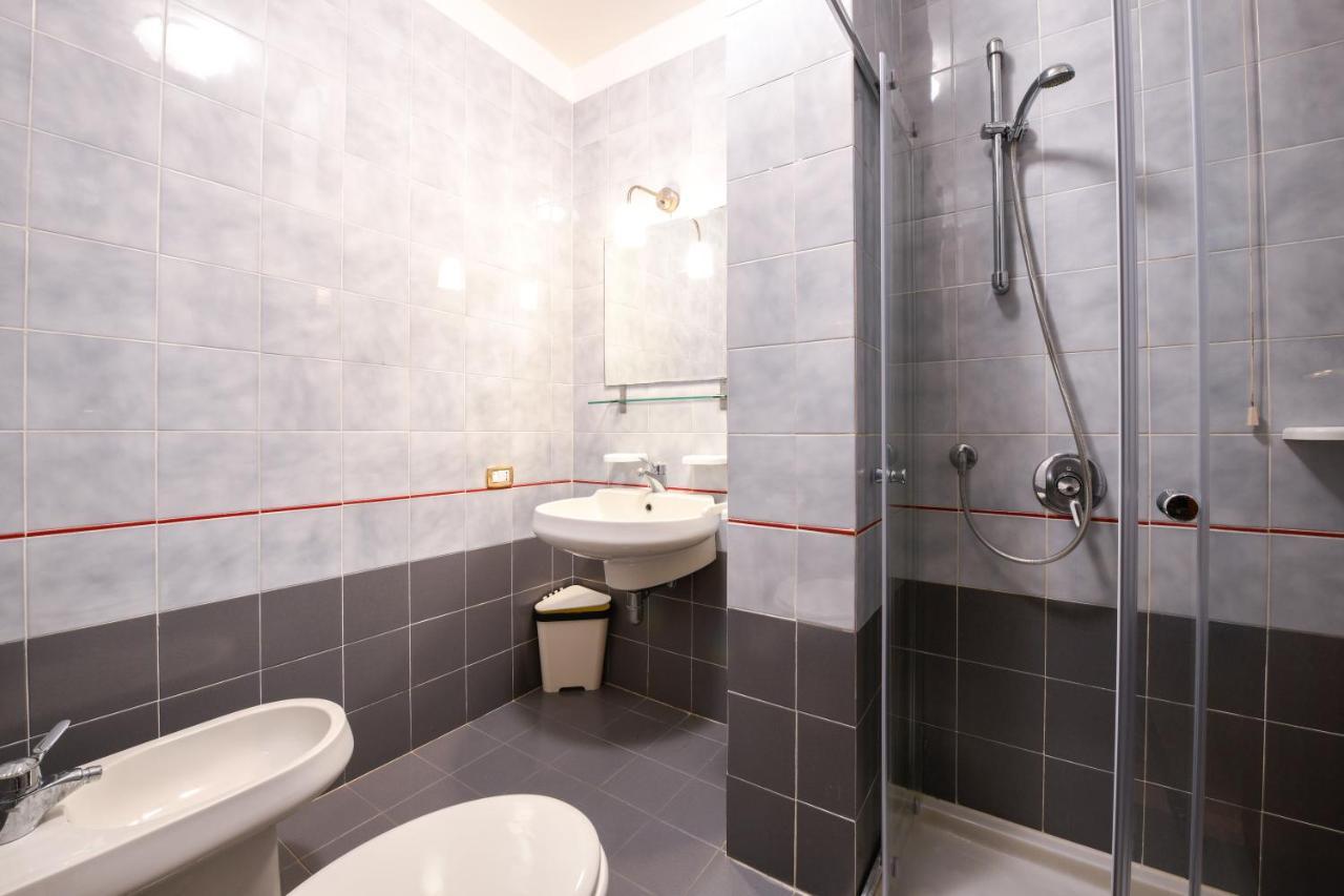 A.G. Holiday Hotel Sirmione Luaran gambar