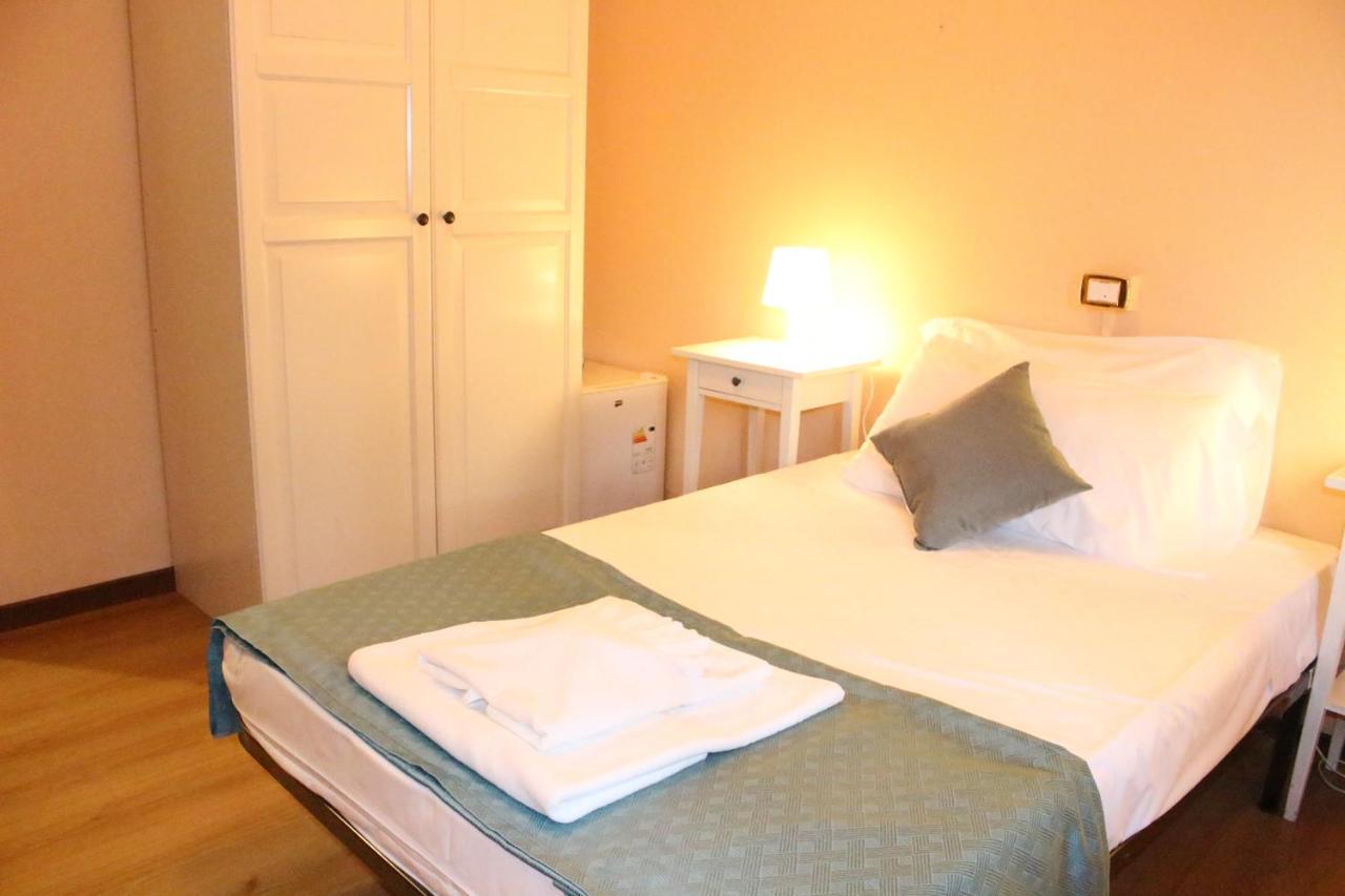 A.G. Holiday Hotel Sirmione Luaran gambar