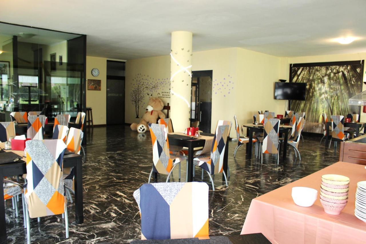 A.G. Holiday Hotel Sirmione Luaran gambar